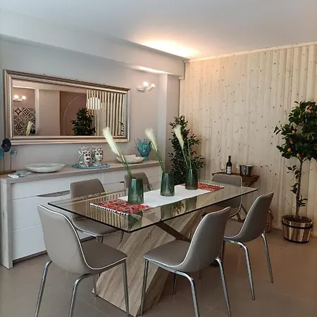 Carob Apartment *