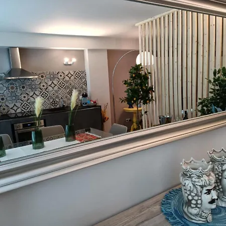 Apartment Carob Scicli