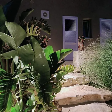 Carob Apartment Scicli